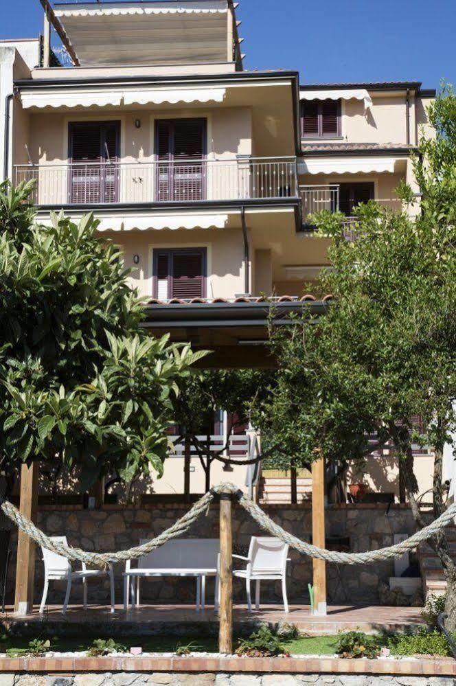 Meuble Leonetti Bed & Breakfast Centola Exterior photo